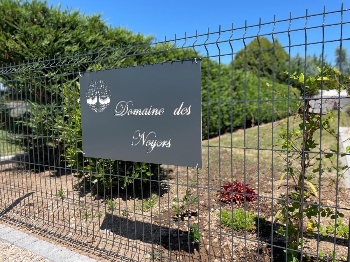 *** Domaine Des Noyers - Proche Centre Ville Châteauneuf-sur-Loire Exterior foto